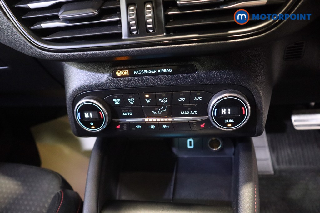Ford Focus St-Line X Automatic Diesel Hatchback - Stock Number (1583845) - 6th supplementary image