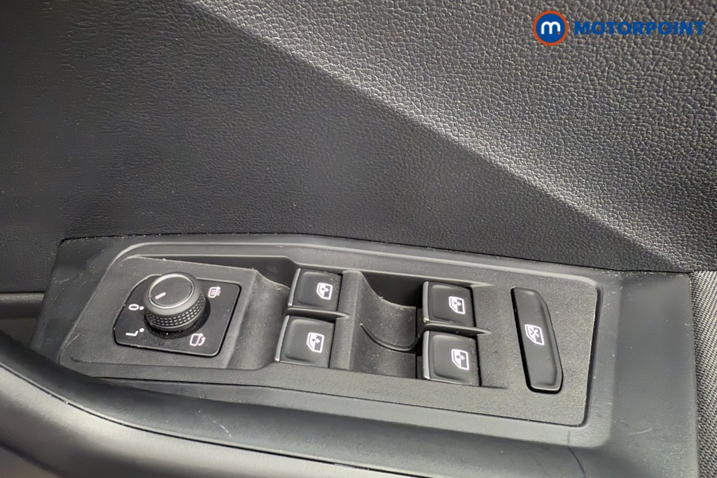 Volkswagen T-Roc SE Automatic Petrol SUV - Stock Number (1583938) - 19th supplementary image