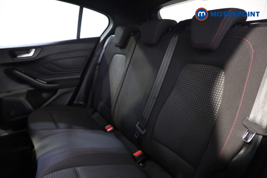 Ford Focus St-Line Automatic Diesel Hatchback - Stock Number (1583944) - 11th supplementary image