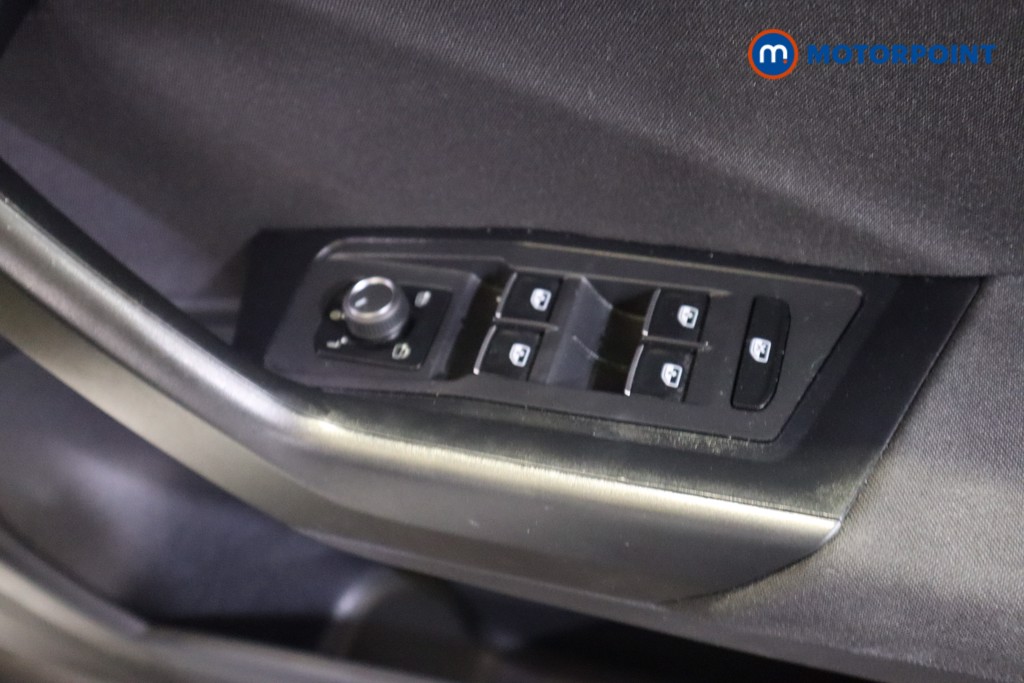 Volkswagen T-Roc Black Edition Automatic Petrol SUV - Stock Number (1583970) - 11th supplementary image