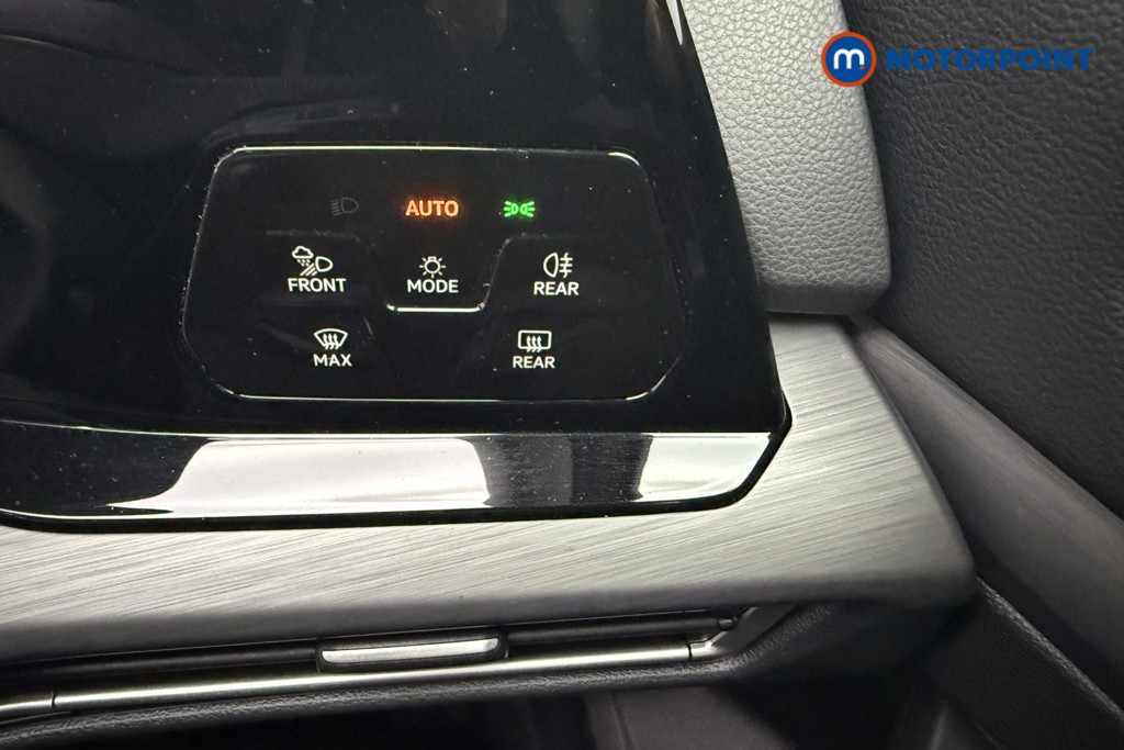 Volkswagen Golf Style Automatic Petrol Estate - Stock Number (1584041) - 17th supplementary image