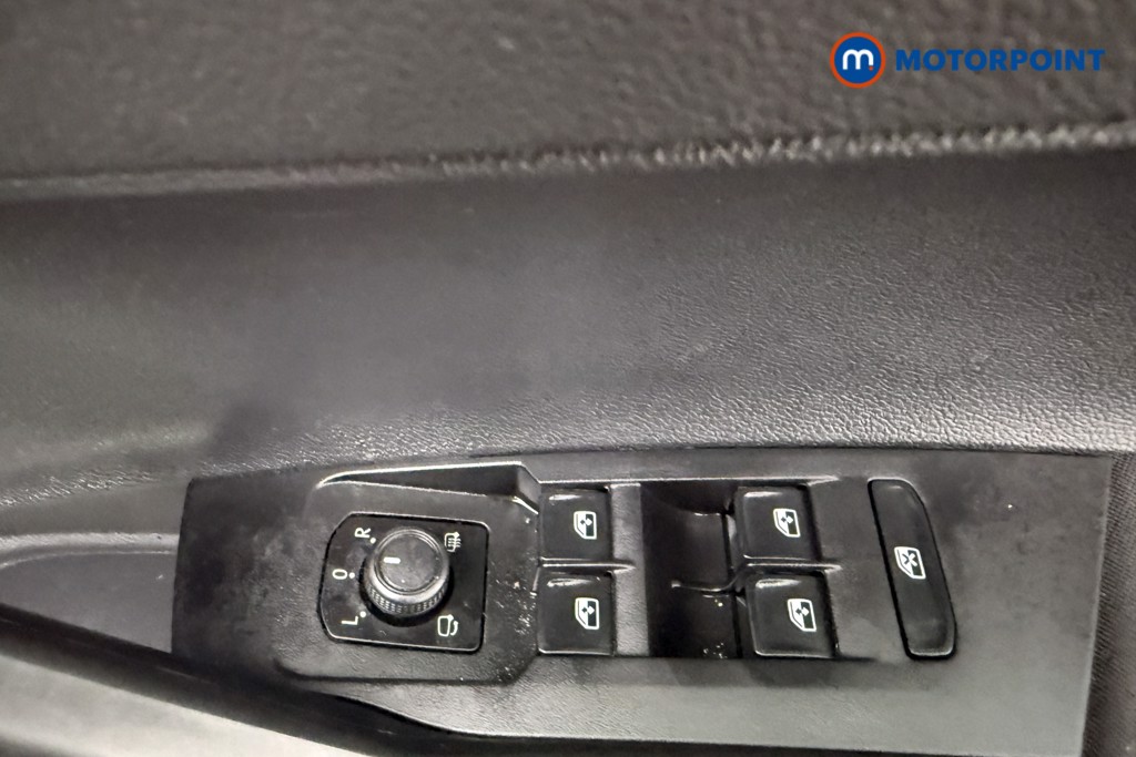 Volkswagen Polo Life Manual Petrol Hatchback - Stock Number (1584066) - 17th supplementary image