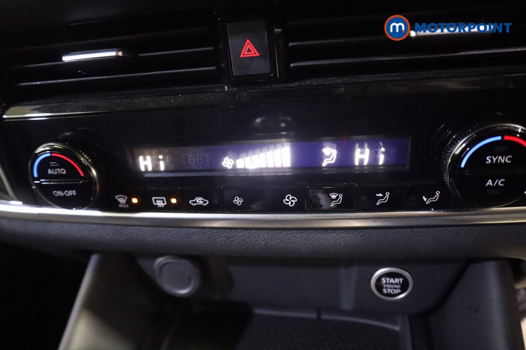 Nissan Qashqai N-Connecta Manual Petrol SUV - Stock Number (1584083) - 6th supplementary image