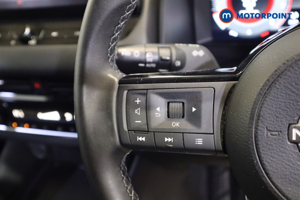 Nissan Qashqai N-Connecta Manual Petrol SUV - Stock Number (1584083) - 16th supplementary image