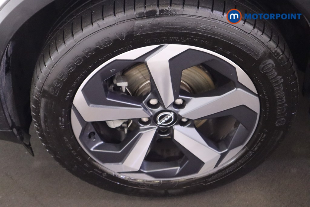 Nissan Qashqai N-Connecta Manual Petrol SUV - Stock Number (1584083) - 24th supplementary image
