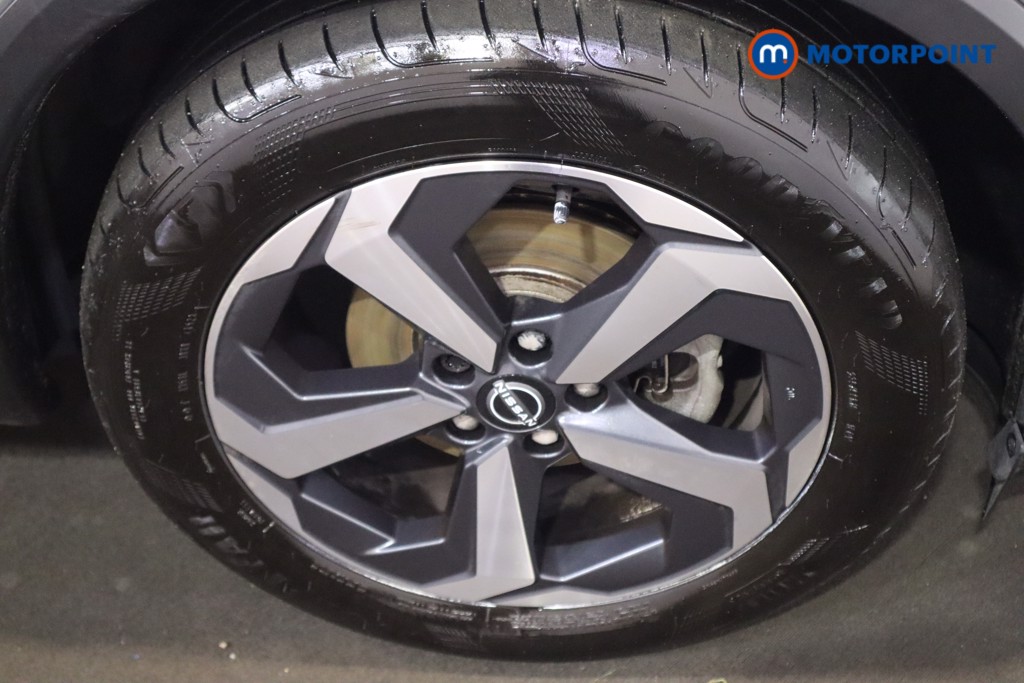 Nissan Qashqai N-Connecta Manual Petrol SUV - Stock Number (1584083) - 25th supplementary image