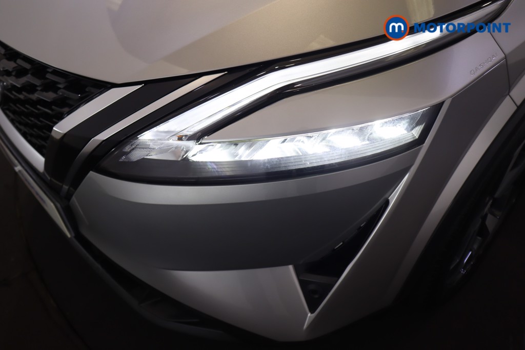 Nissan Qashqai N-Connecta Manual Petrol SUV - Stock Number (1584083) - 28th supplementary image