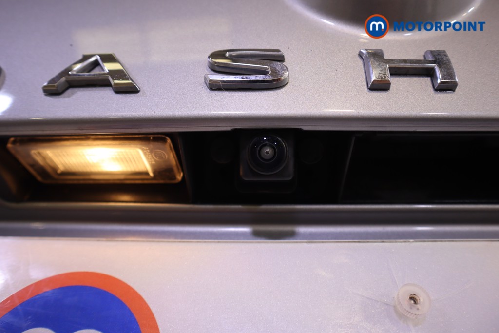 Nissan Qashqai N-Connecta Manual Petrol SUV - Stock Number (1584083) - 32nd supplementary image