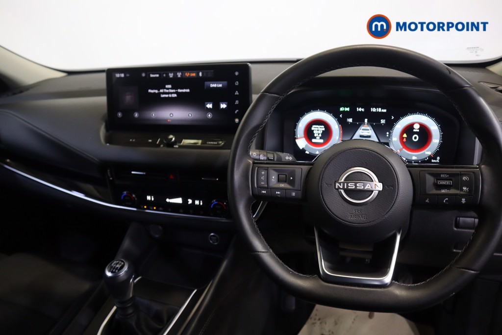Nissan Qashqai N-Connecta Manual Petrol SUV - Stock Number (1584083) - 1st supplementary image