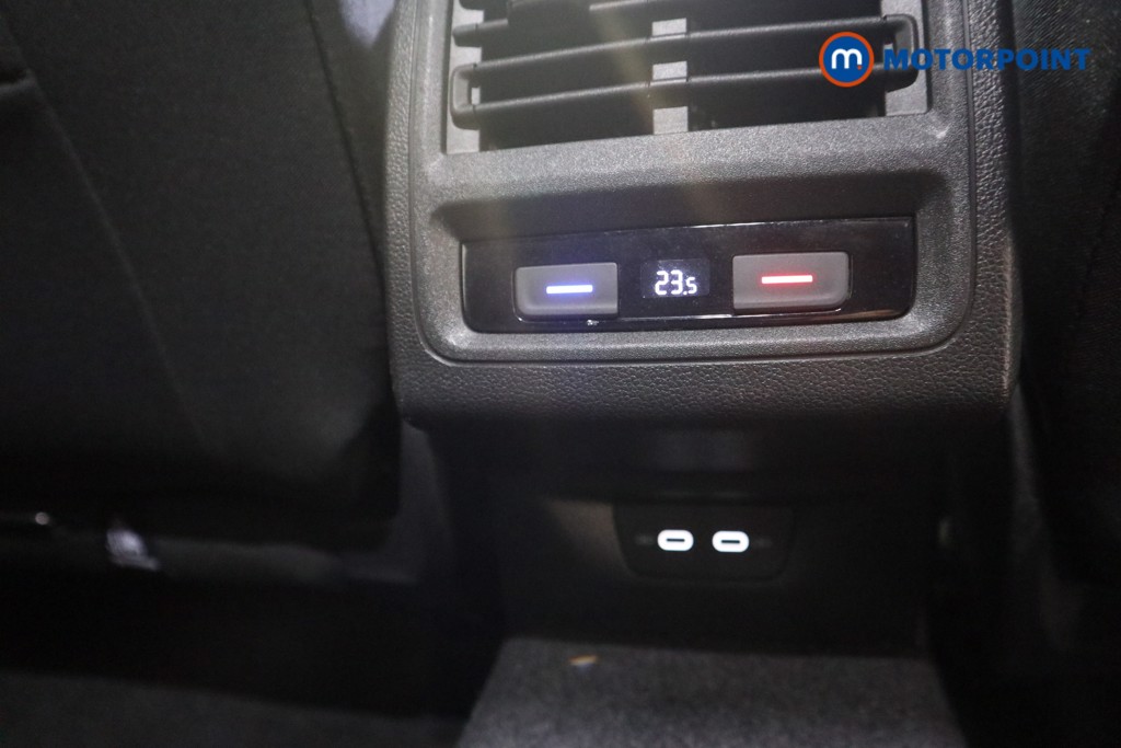 Volkswagen Golf GTE Automatic Petrol Plug-In Hybrid Hatchback - Stock Number (1584184) - 14th supplementary image