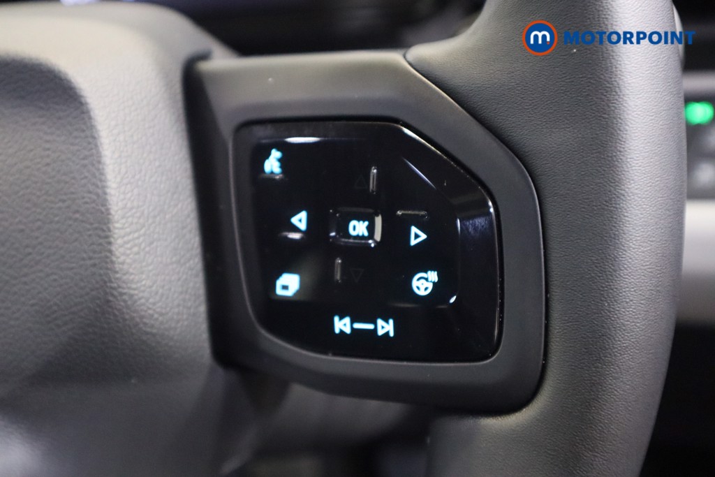 Ford Explorer Premium Automatic Electric SUV - Stock Number (1584267) - 12th supplementary image