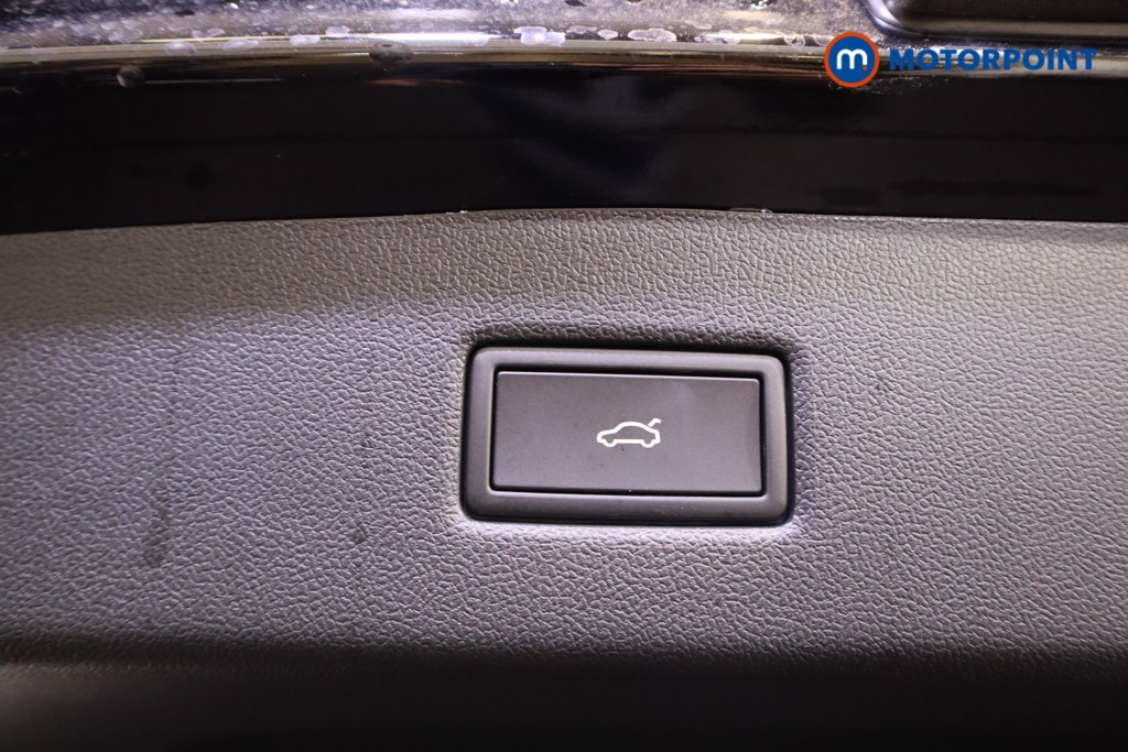 Ford Explorer Premium Automatic Electric SUV - Stock Number (1584267) - 19th supplementary image