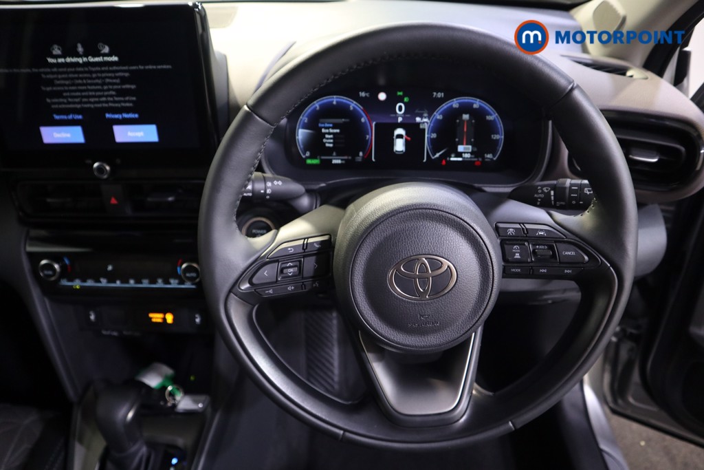 Toyota Yaris Cross Excel Automatic Petrol-Electric Hybrid Estate - Stock Number (1584433) - 3rd supplementary image