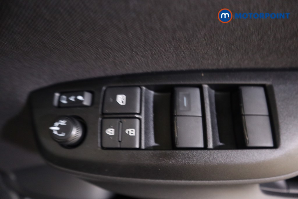 Toyota Yaris Cross Excel Automatic Petrol-Electric Hybrid Estate - Stock Number (1584433) - 8th supplementary image