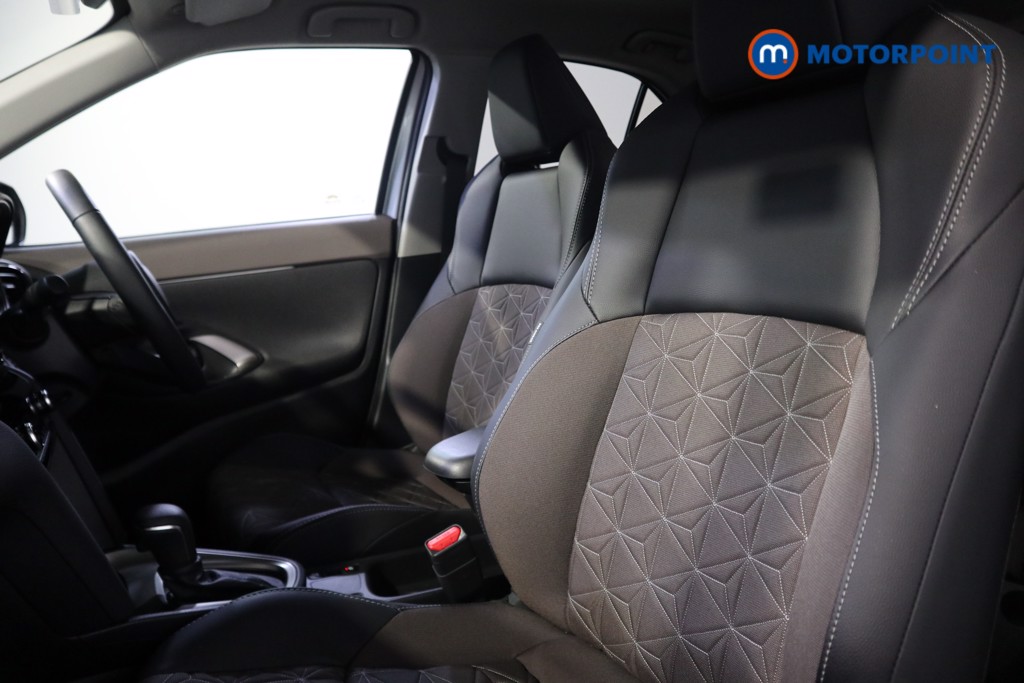 Toyota Yaris Cross Excel Automatic Petrol-Electric Hybrid Estate - Stock Number (1584433) - 9th supplementary image