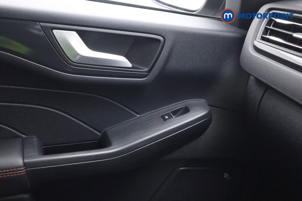 Ford Kuga Graphite Tech Edition Automatic Petrol Plug-In Hybrid SUV - Stock Number (1584517) - 14th supplementary image