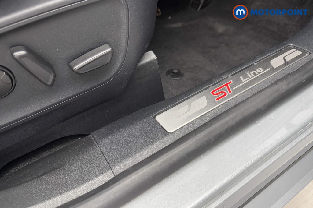Ford Kuga St-Line X Edition Automatic Petrol Plug-In Hybrid SUV - Stock Number (1584594) - 16th supplementary image