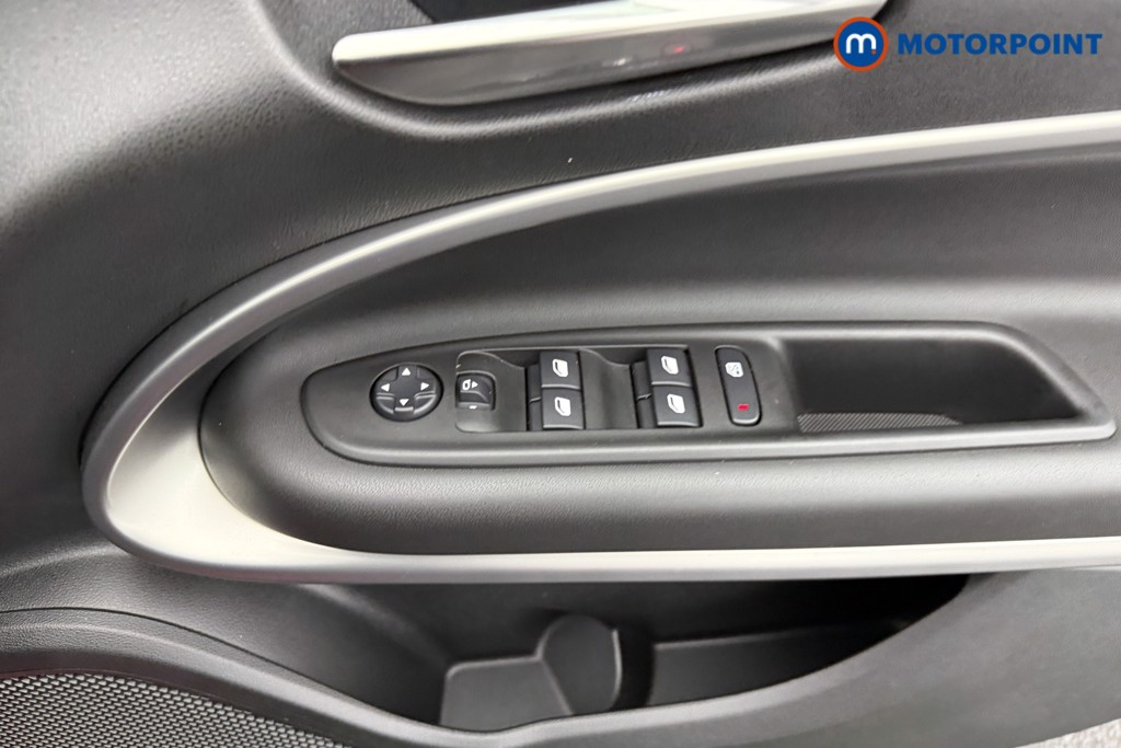 Jeep Avenger Summit Automatic Electric SUV - Stock Number (1584617) - 12th supplementary image