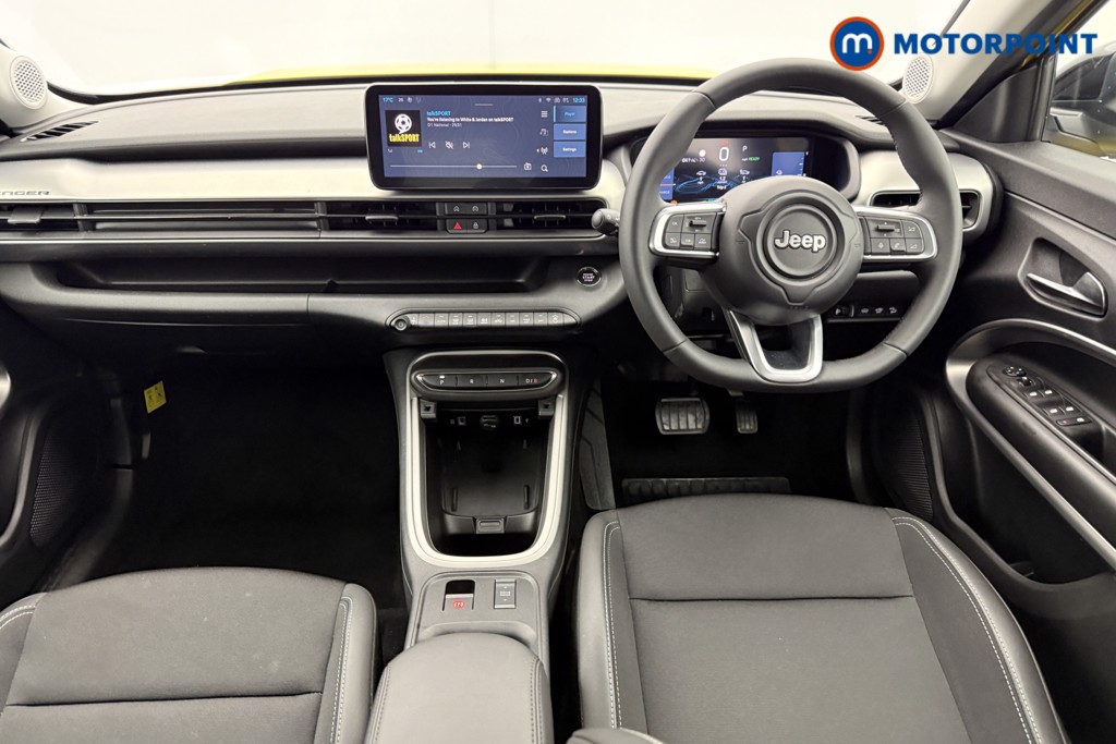 Jeep Avenger Summit Automatic Electric SUV - Stock Number (1584618) - 1st supplementary image