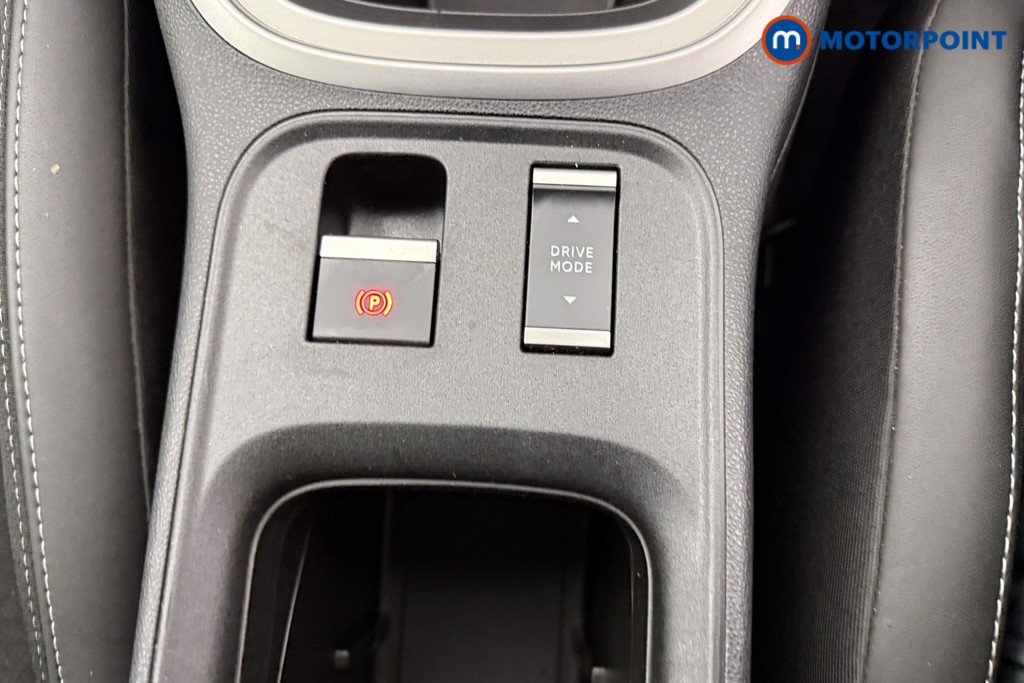 Jeep Avenger Summit Automatic Electric SUV - Stock Number (1584655) - 9th supplementary image