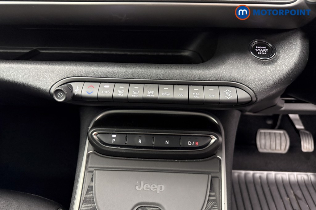 Jeep Avenger Summit Automatic Electric SUV - Stock Number (1584666) - 8th supplementary image