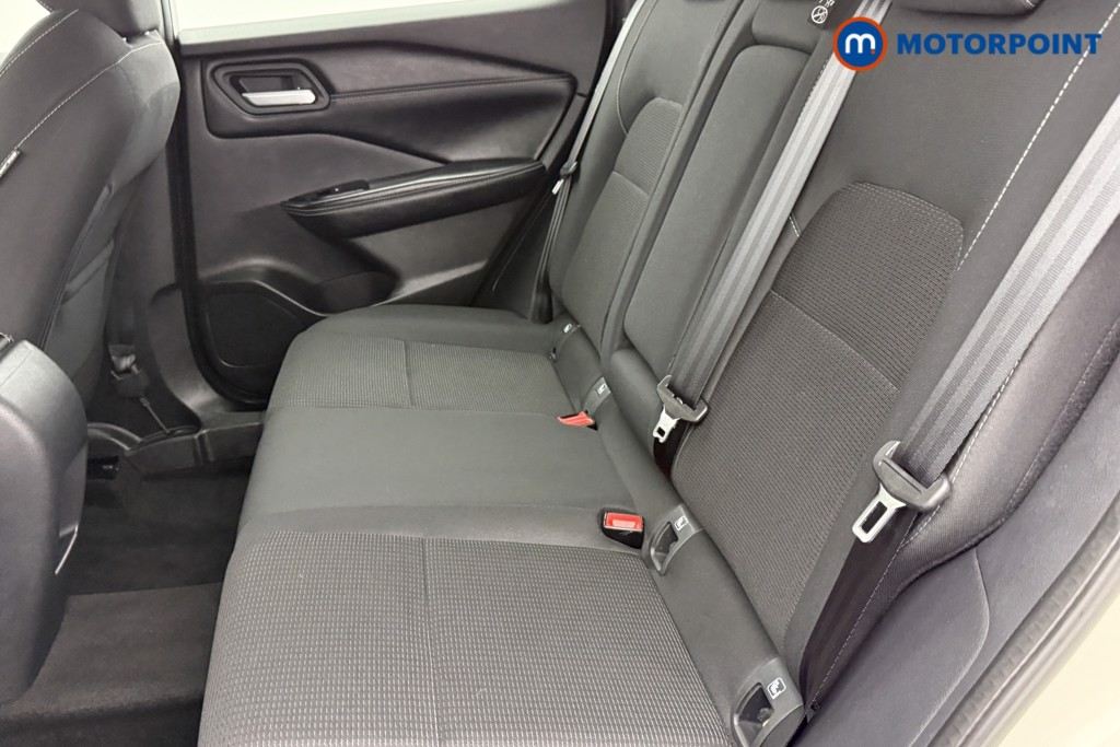 Nissan Qashqai Acenta Premium Manual Petrol SUV - Stock Number (1584935) - 21st supplementary image