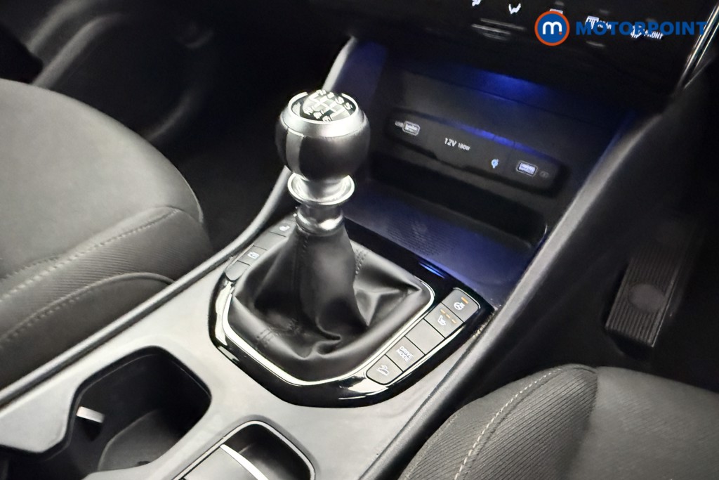 Hyundai Tucson Premium Manual Petrol SUV - Stock Number (1584946) - 13th supplementary image