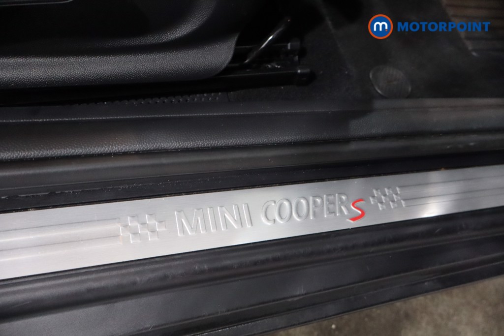 Mini Convertible Cooper S Classic Manual Petrol Convertible - Stock Number (1584992) - 22nd supplementary image