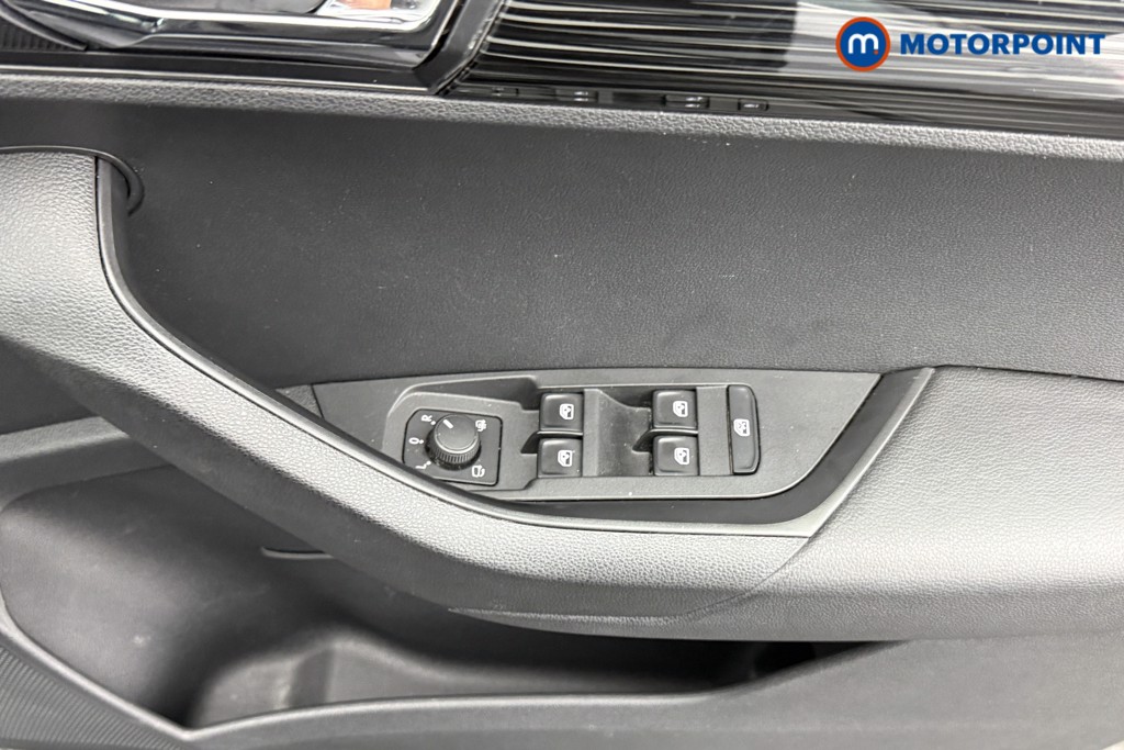 Skoda Karoq Se L Automatic Petrol SUV - Stock Number (1585066) - 17th supplementary image