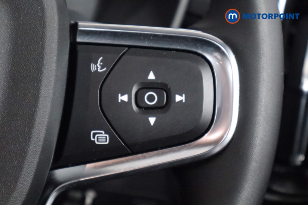 Volvo Xc40 R Design Automatic Petrol SUV - Stock Number (1585229) - 8th supplementary image