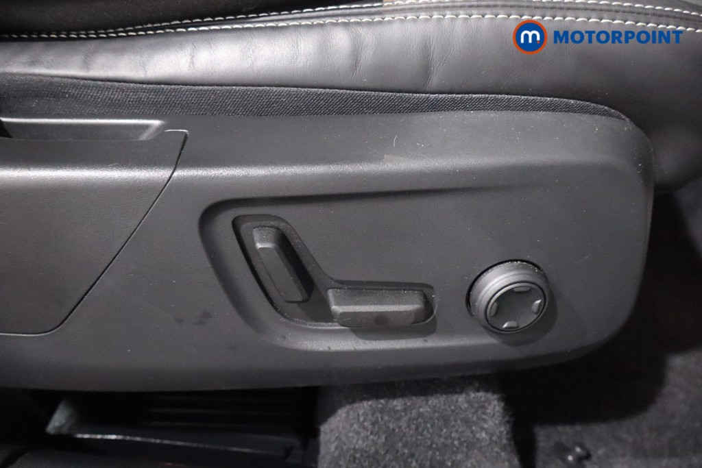 Volvo Xc40 R Design Automatic Petrol SUV - Stock Number (1585229) - 20th supplementary image