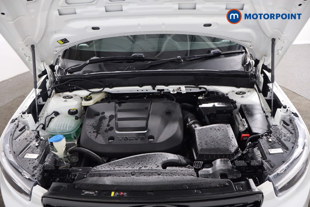 Volvo Xc40 R Design Automatic Petrol SUV - Stock Number (1585229) - 33rd supplementary image