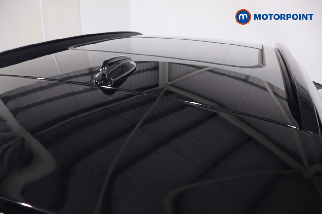 Volvo Xc40 R Design Automatic Petrol SUV - Stock Number (1585229) - 34th supplementary image