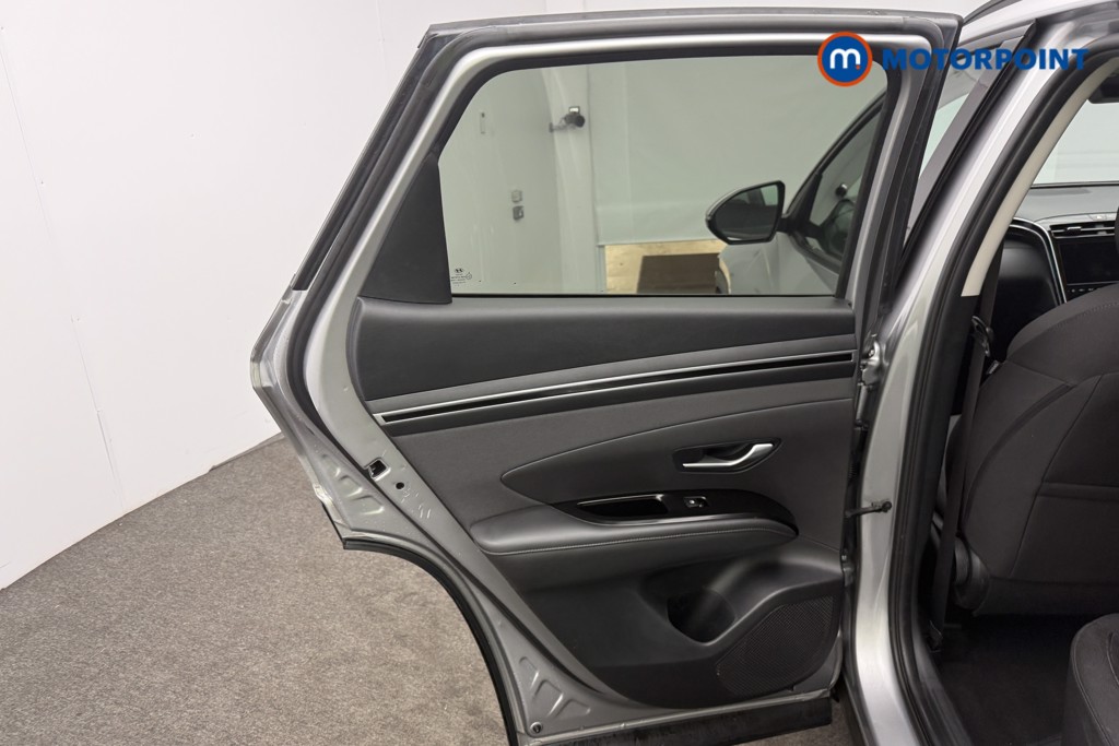 Hyundai Tucson Se Connect Manual Petrol SUV - Stock Number (1585230) - 7th supplementary image