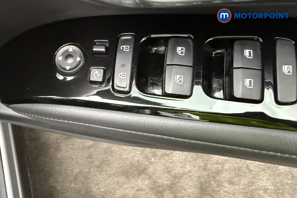 Hyundai Tucson Se Connect Manual Petrol SUV - Stock Number (1585230) - 19th supplementary image