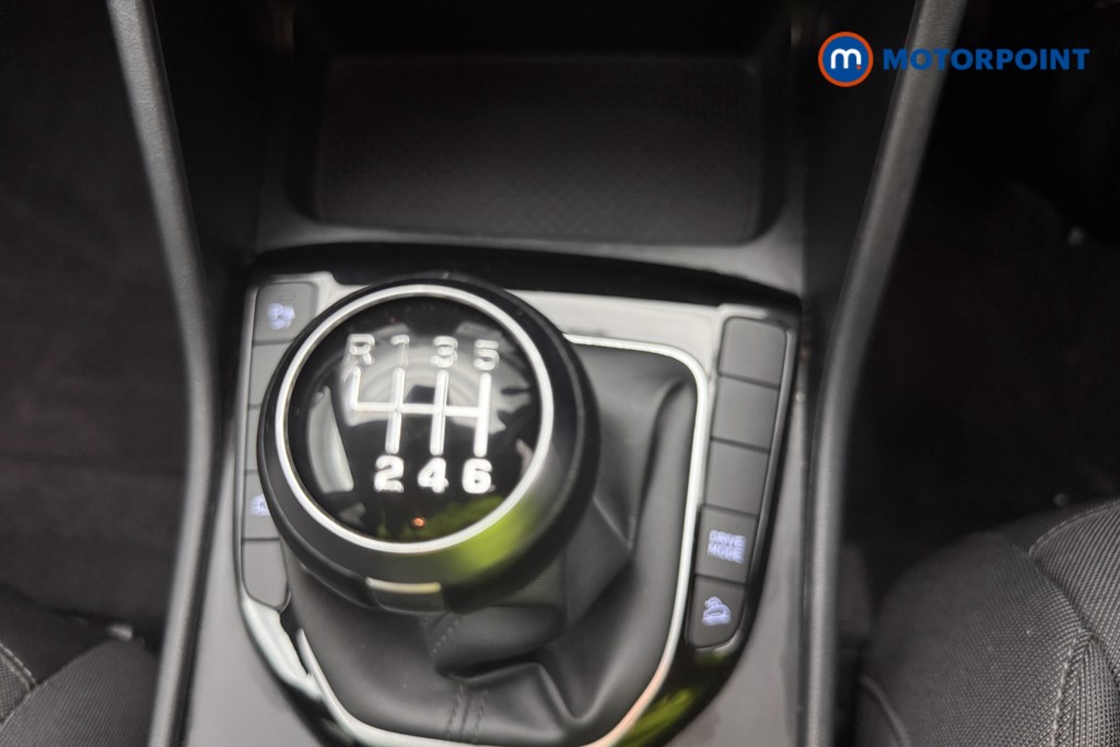 Hyundai Tucson Se Connect Manual Petrol SUV - Stock Number (1585230) - 24th supplementary image