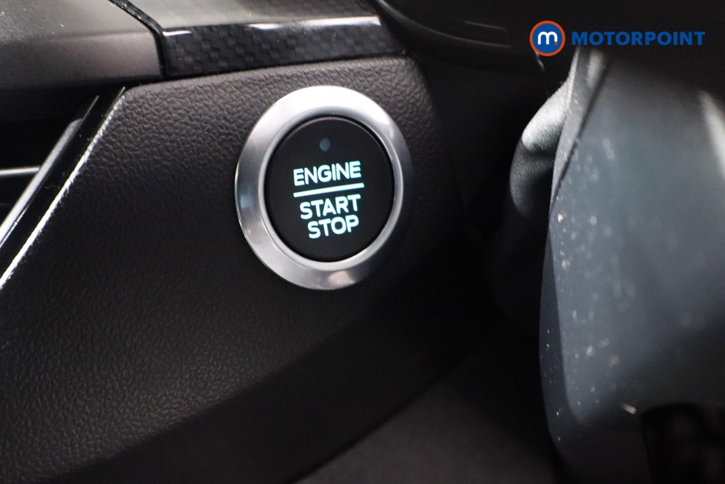 Ford Focus St-Line Edition Manual Petrol Hatchback - Stock Number (1585428) - 13th supplementary image