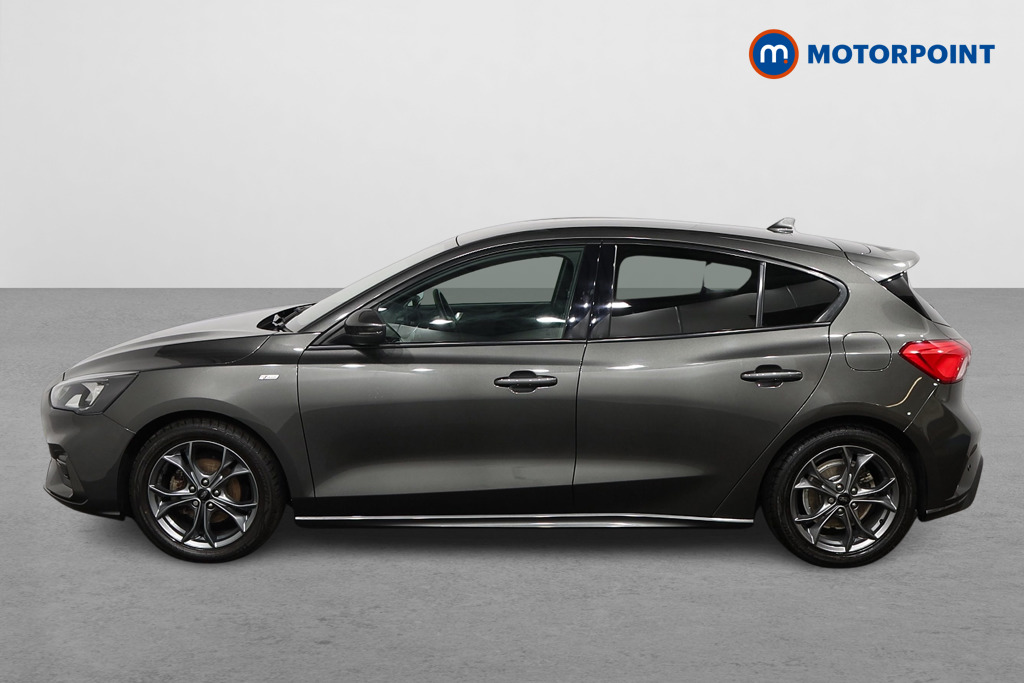 Ford Focus St-Line Edition Manual Petrol Hatchback - Stock Number (1585428) - Passenger side