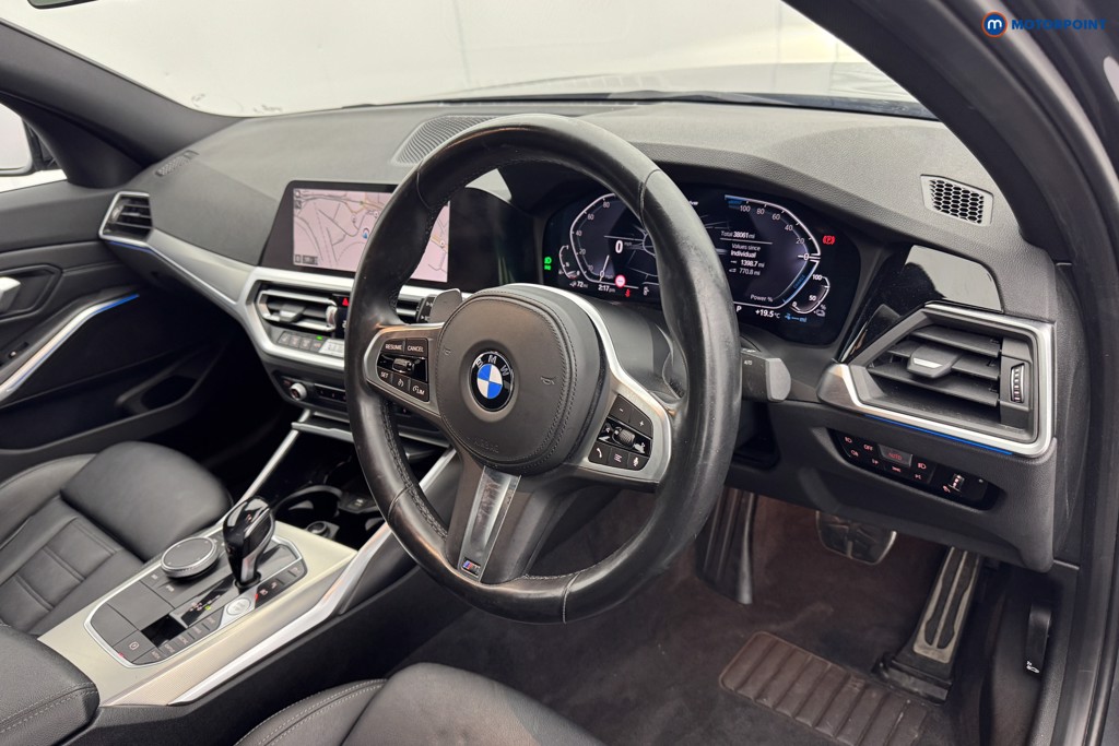 BMW 3 Series M Sport Automatic Petrol Plug-In Hybrid Saloon - Stock Number (1585579) - 7th supplementary image