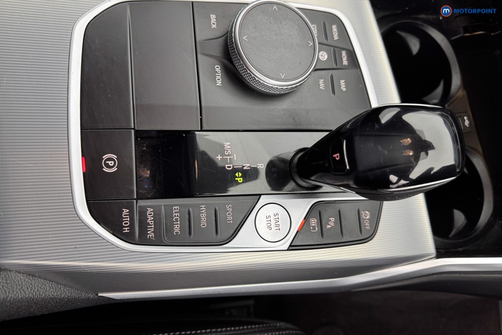 BMW 3 Series M Sport Automatic Petrol Plug-In Hybrid Saloon - Stock Number (1585579) - 14th supplementary image