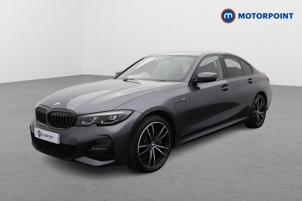 BMW 3 Series M Sport Automatic Petrol Plug-In Hybrid Saloon - Stock Number (1585579) - Passenger side front corner