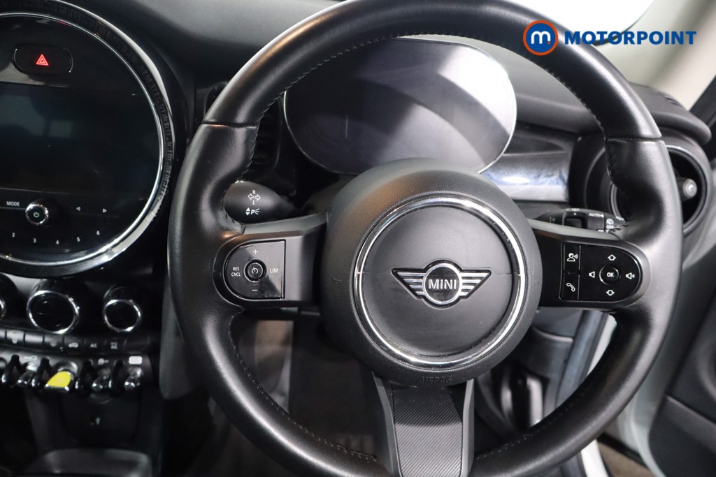 Mini Hatchback Cooper S Level 1 Automatic Electric Hatchback - Stock Number (1585620) - 6th supplementary image
