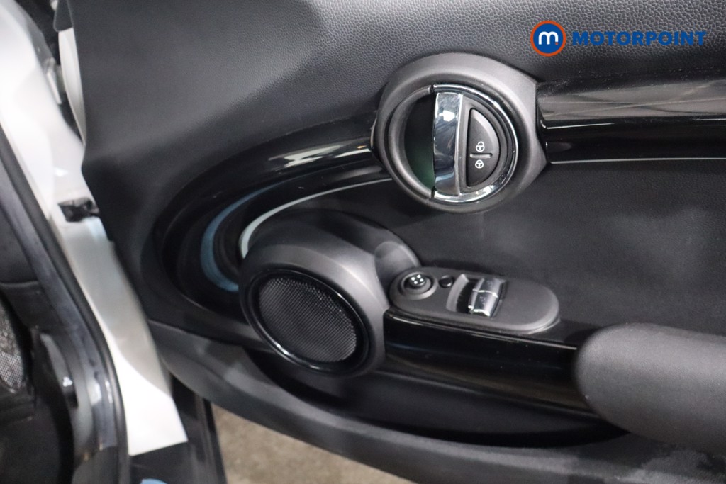 Mini Hatchback Cooper S Level 1 Automatic Electric Hatchback - Stock Number (1585620) - 22nd supplementary image
