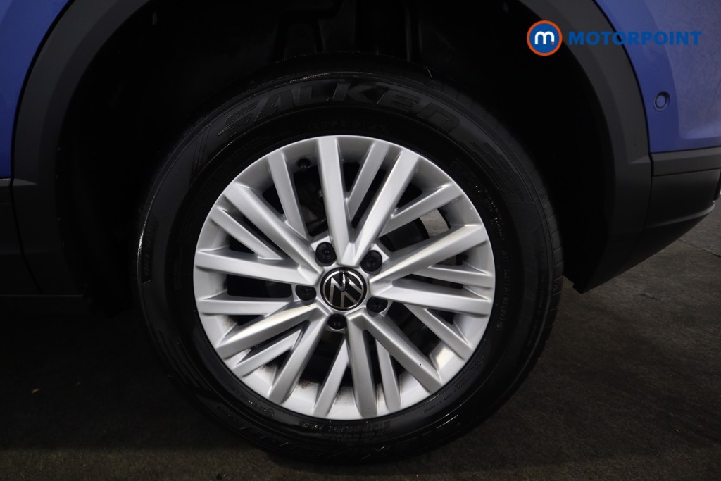 Volkswagen T-Roc Life Manual Petrol SUV - Stock Number (1585687) - 15th supplementary image