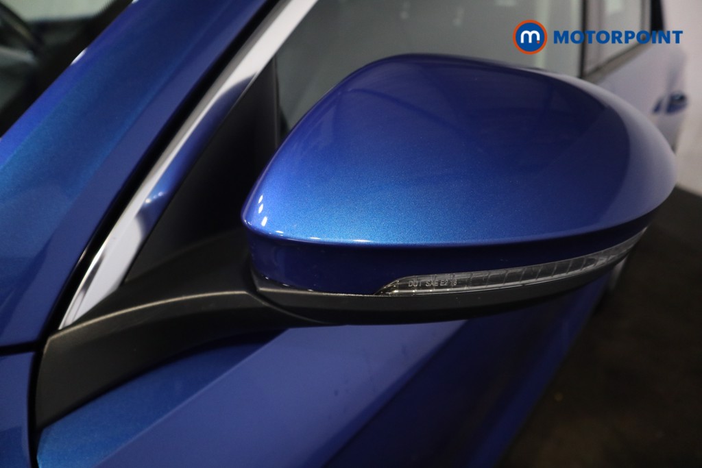 Volkswagen T-Roc Life Manual Petrol SUV - Stock Number (1585687) - 21st supplementary image