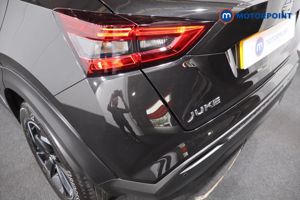 Nissan Juke N-Connecta Automatic Petrol SUV - Stock Number (1585783) - 14th supplementary image
