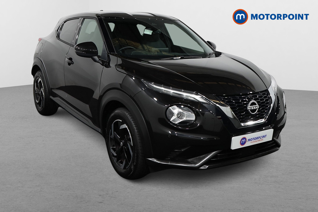 Nissan Juke N-Connecta Automatic Petrol SUV - Stock Number (1585783) - Drivers side front corner