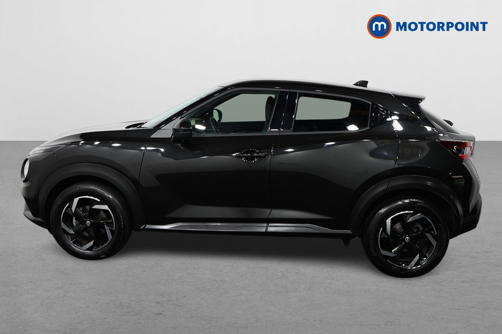Nissan Juke N-Connecta Automatic Petrol SUV - Stock Number (1585783) - Passenger side