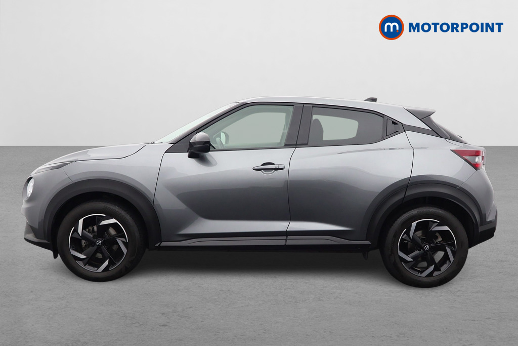 Nissan Juke N-Connecta Automatic Petrol SUV - Stock Number (1585807) - Passenger side