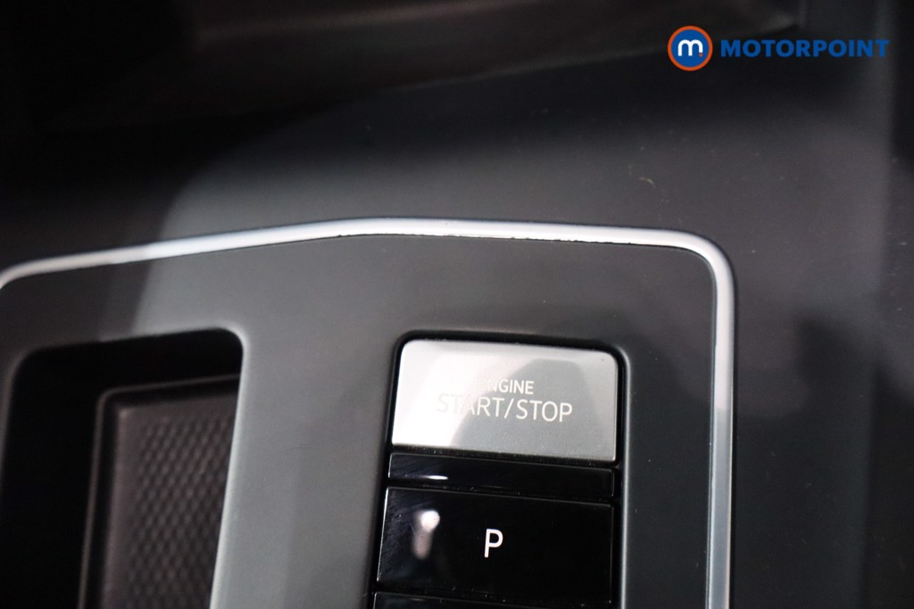 Volkswagen Golf Active Automatic Petrol Hatchback - Stock Number (1586336) - 10th supplementary image